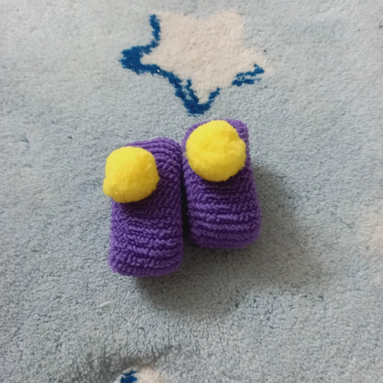 کش مو بافت پوم پوم دار