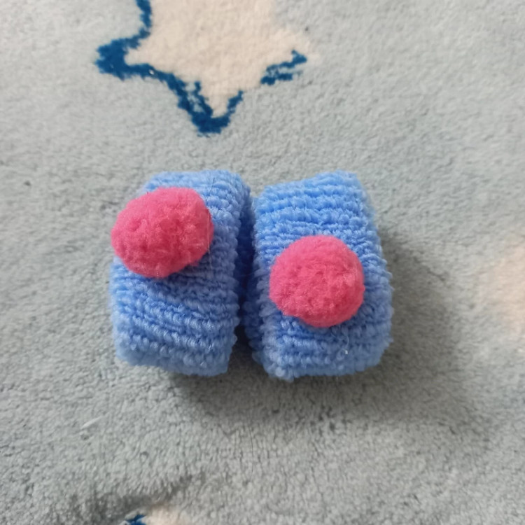 کش مو بافت پوم پوم دار