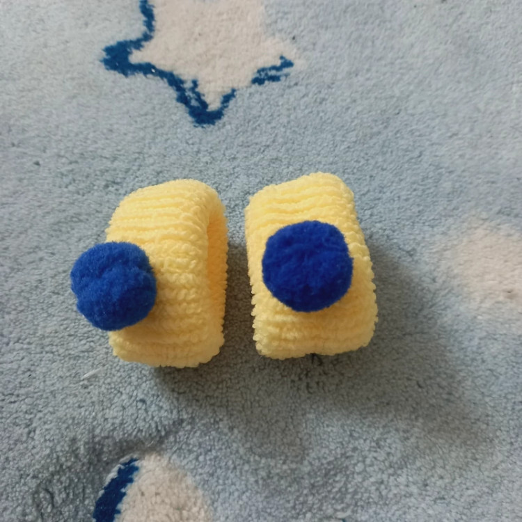 کش مو بافت پوم پوم دار