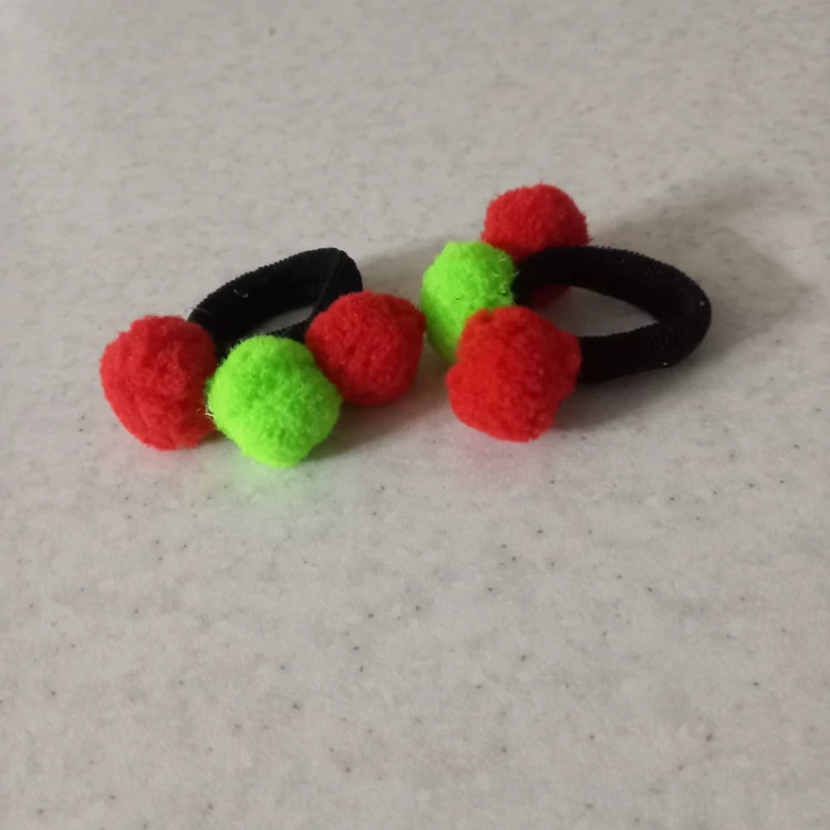 کش مو یلدایی پوم پوم