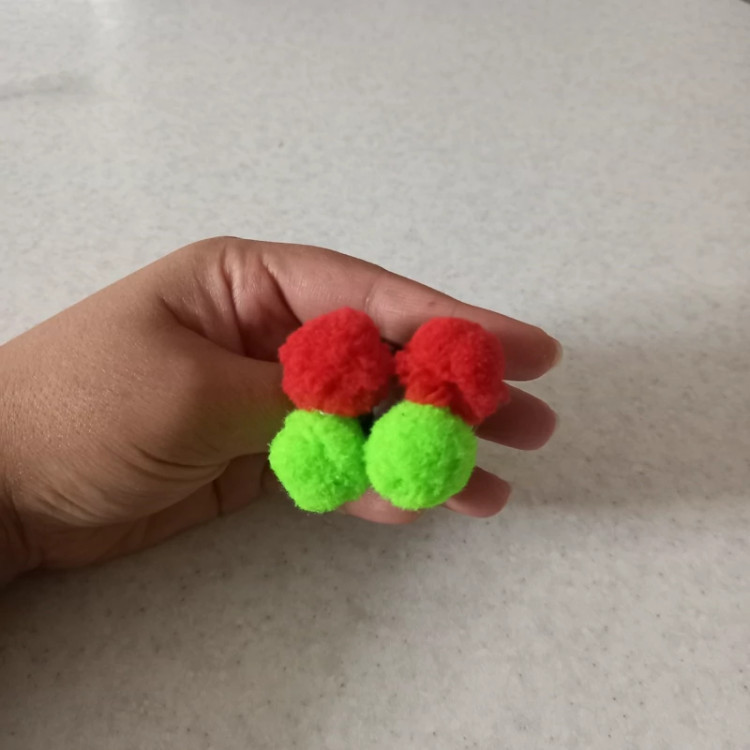 کش مو یلدایی پوم پوم