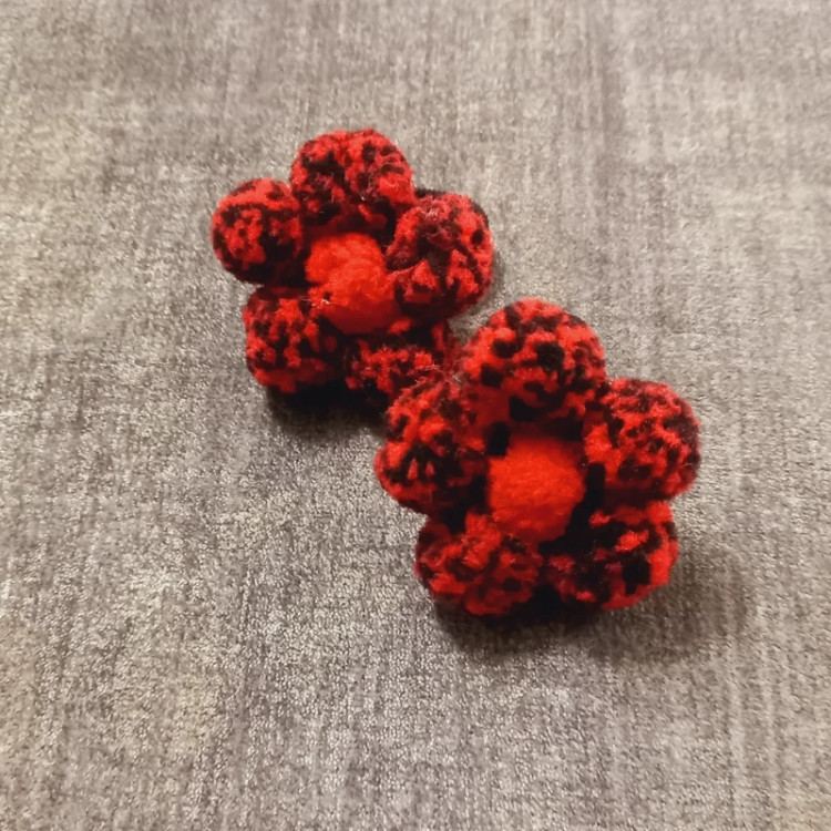 کش مو یلدایی پوم پوم