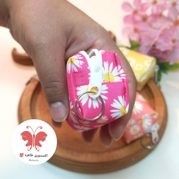 کیف پد آرایشی و کیف هندزفری کوچک بابونه و عروسکی